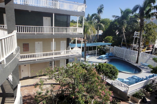 China Town Hotel (Caye Caulker )